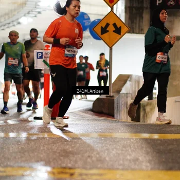 Runner Photo 7753554