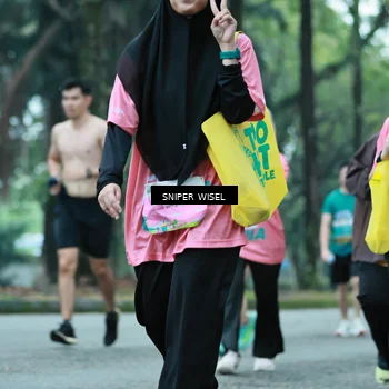 Runner Photo 7753556