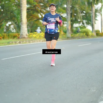 Runner Photo 7753561