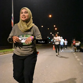 Runner Photo 7753565