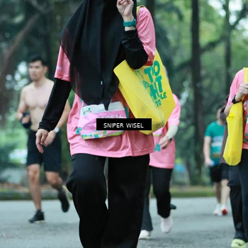 Runner Photo 7753568