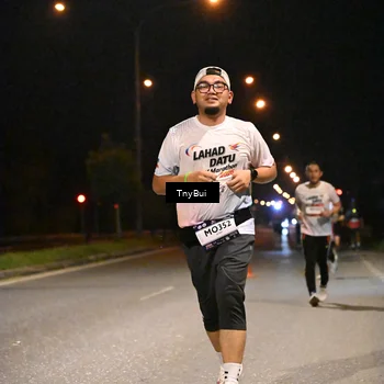 Runner Photo 7753603