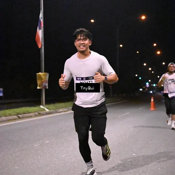Runner Photo 7753611