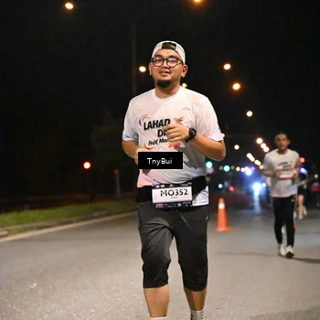 Runner Photo 7753646