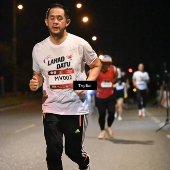 Runner Photo 7753650