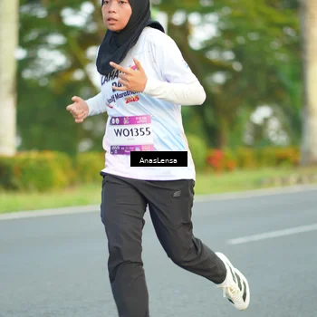 Runner Photo 7753666