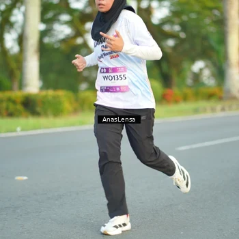 Runner Photo 7753668