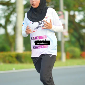 Runner Photo 7753675