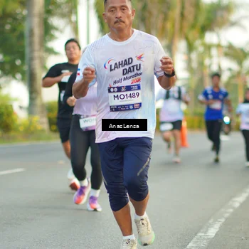 Runner Photo 7753679