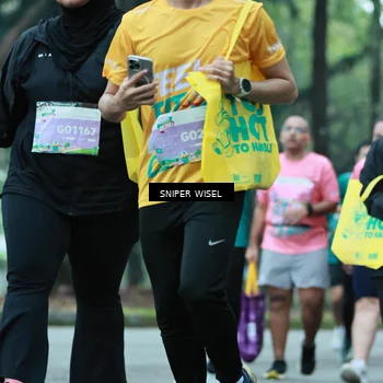 Runner Photo 7753685