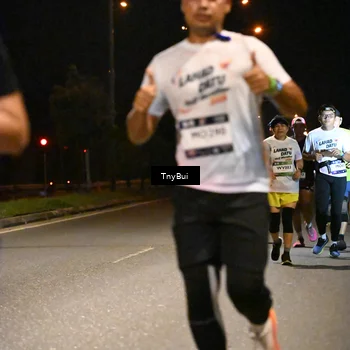 Runner Photo 7753736