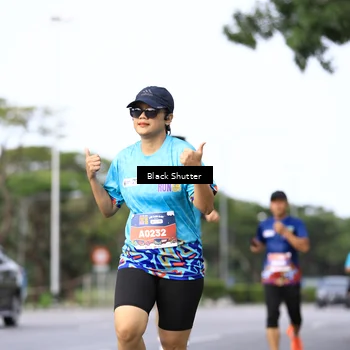 Runner Photo 7753743