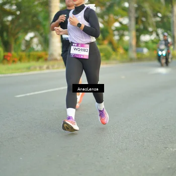 Runner Photo 7753753