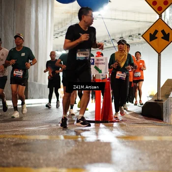 Runner Photo 7753754
