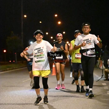 Runner Photo 7753762