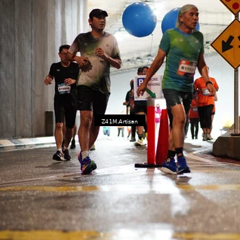 Runner Photo 7753785