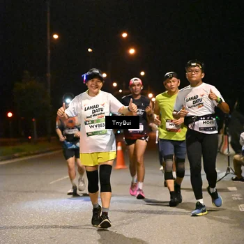 Runner Photo 7753793