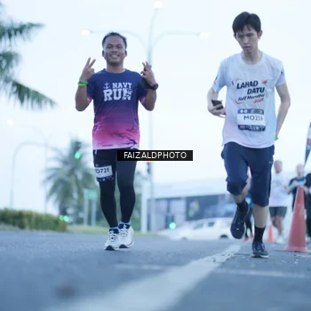Runner Photo 7753794