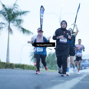 Runner Photo 7753795