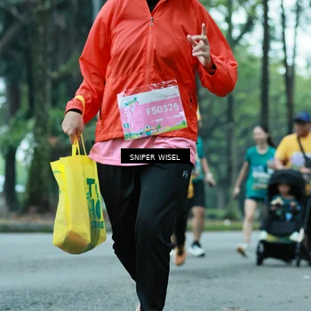 Runner Photo 7753797