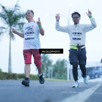 Runner Photo 7753807