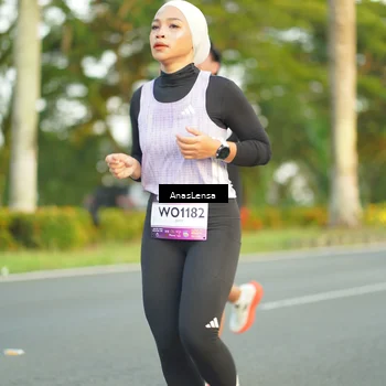 Runner Photo 7753819