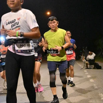 Runner Photo 7753854