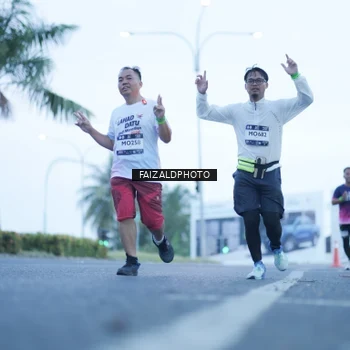 Runner Photo 7753862