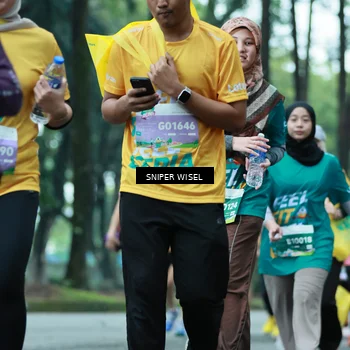 Runner Photo 7753867