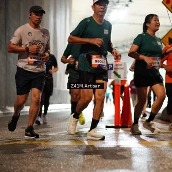 Runner Photo 7753907