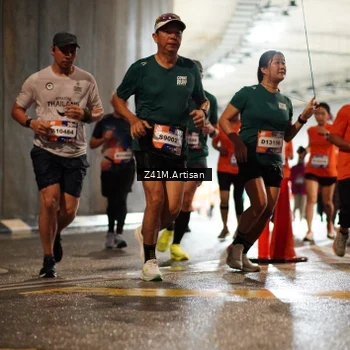 Runner Photo 7753908