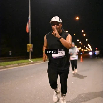 Runner Photo 7753921