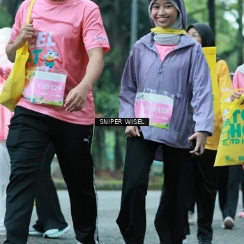 Runner Photo 7753949