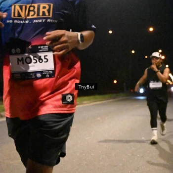 Runner Photo 7753954