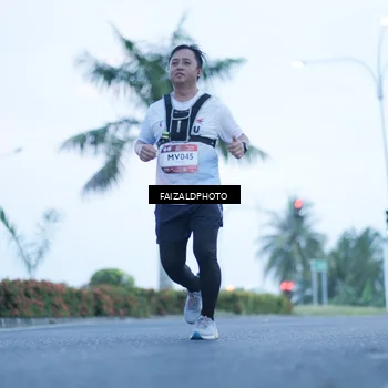 Runner Photo 7753992