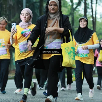 Runner Photo 7754013