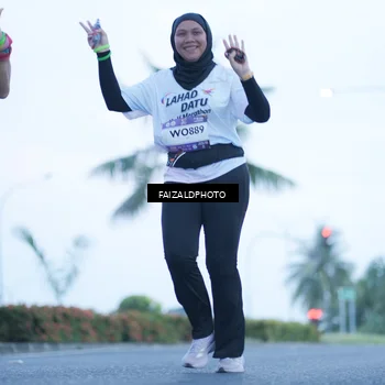 Runner Photo 7754030