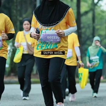 Runner Photo 7754042