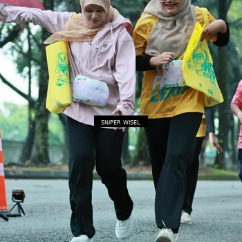 Runner Photo 7754043