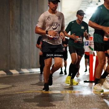 Runner Photo 7754046