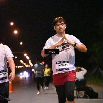 Runner Photo 7754054