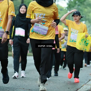 Runner Photo 7754056