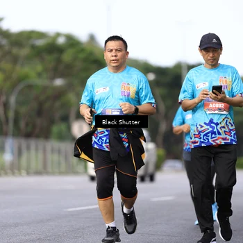 Runner Photo 7754063