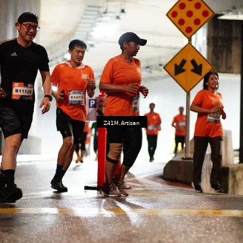 Runner Photo 7754077