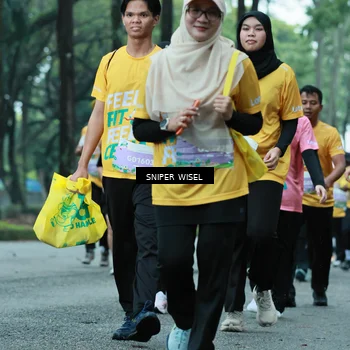 Runner Photo 7754084