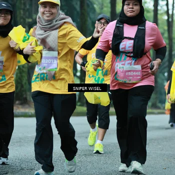 Runner Photo 7754106