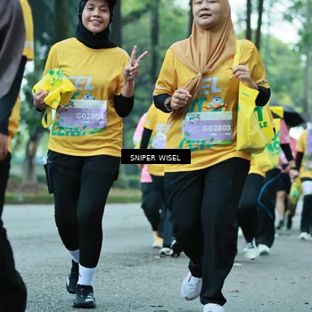 Runner Photo 7754108