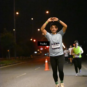 Runner Photo 7754130