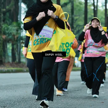 Runner Photo 7754141