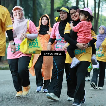 Runner Photo 7754143